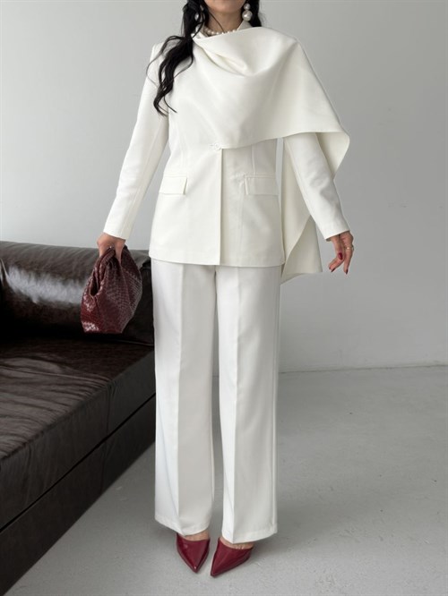 Wholesale Womens White Two-Piece Suit 