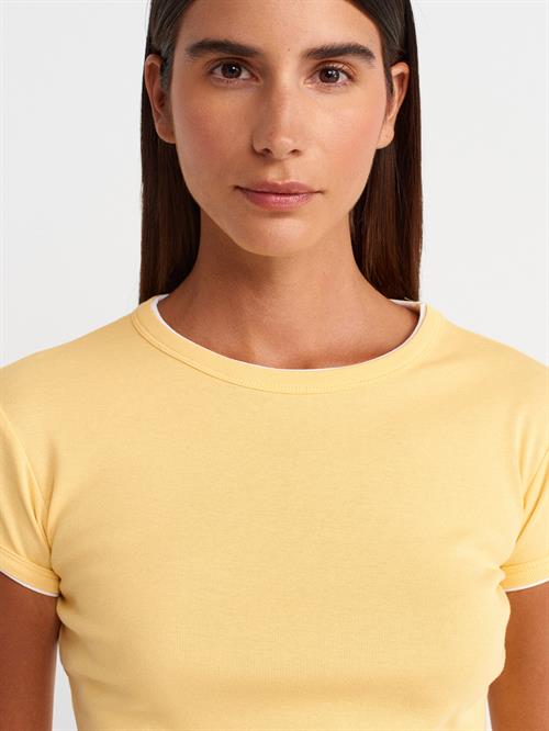 Wholesale Womens Yellow Crew-Neck T-Shirt with Contrast Trim