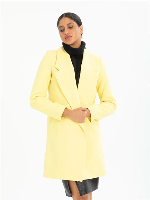 Women coat wholesale Light Yellow color