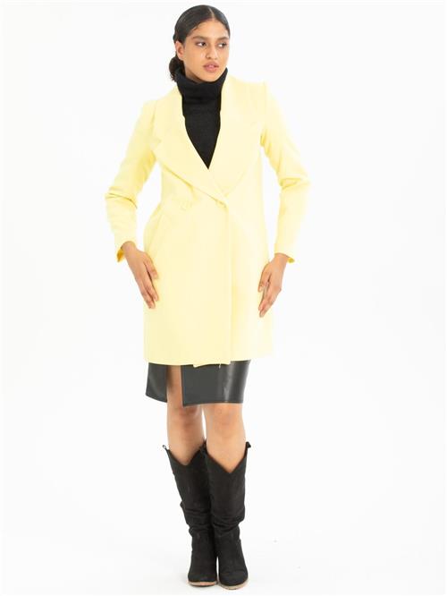 Women coat wholesale Light Yellow color