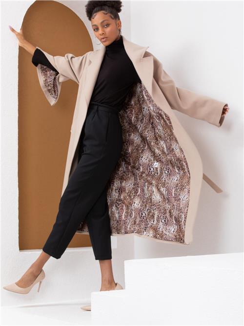 Women coat with belt wholesale Cream color