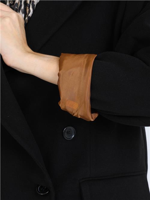 Women Six-Button Coat Wholesale Black Color