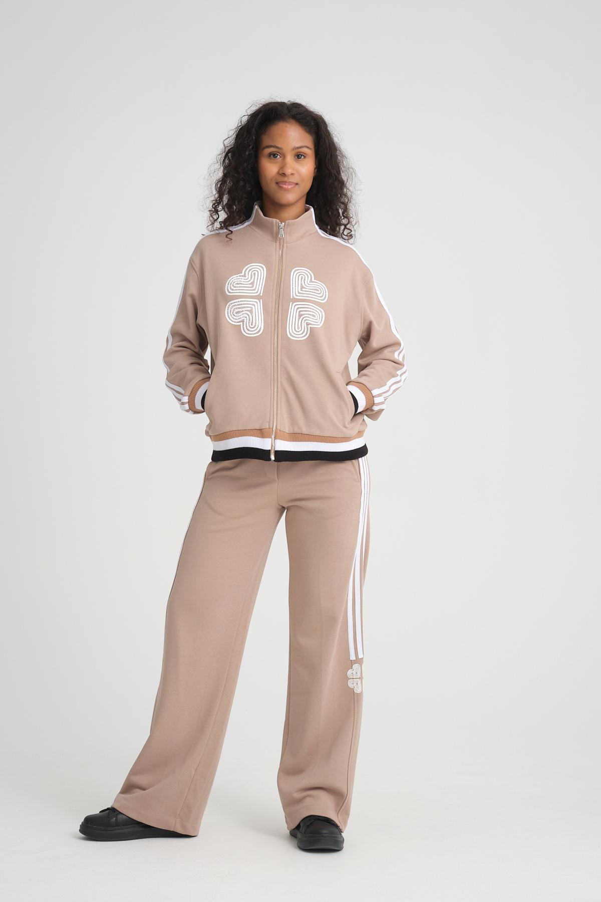 Women three thread sweatsuit wholesale Beige color | Wholesale Tracksuit Set