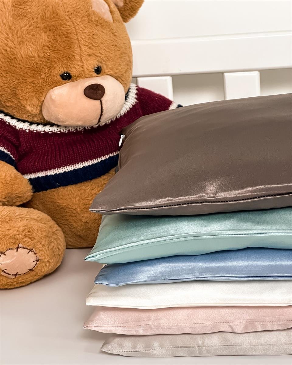 Koyu Gri 22 Momme Saf İpek Bebek Yastık Kılıfı 