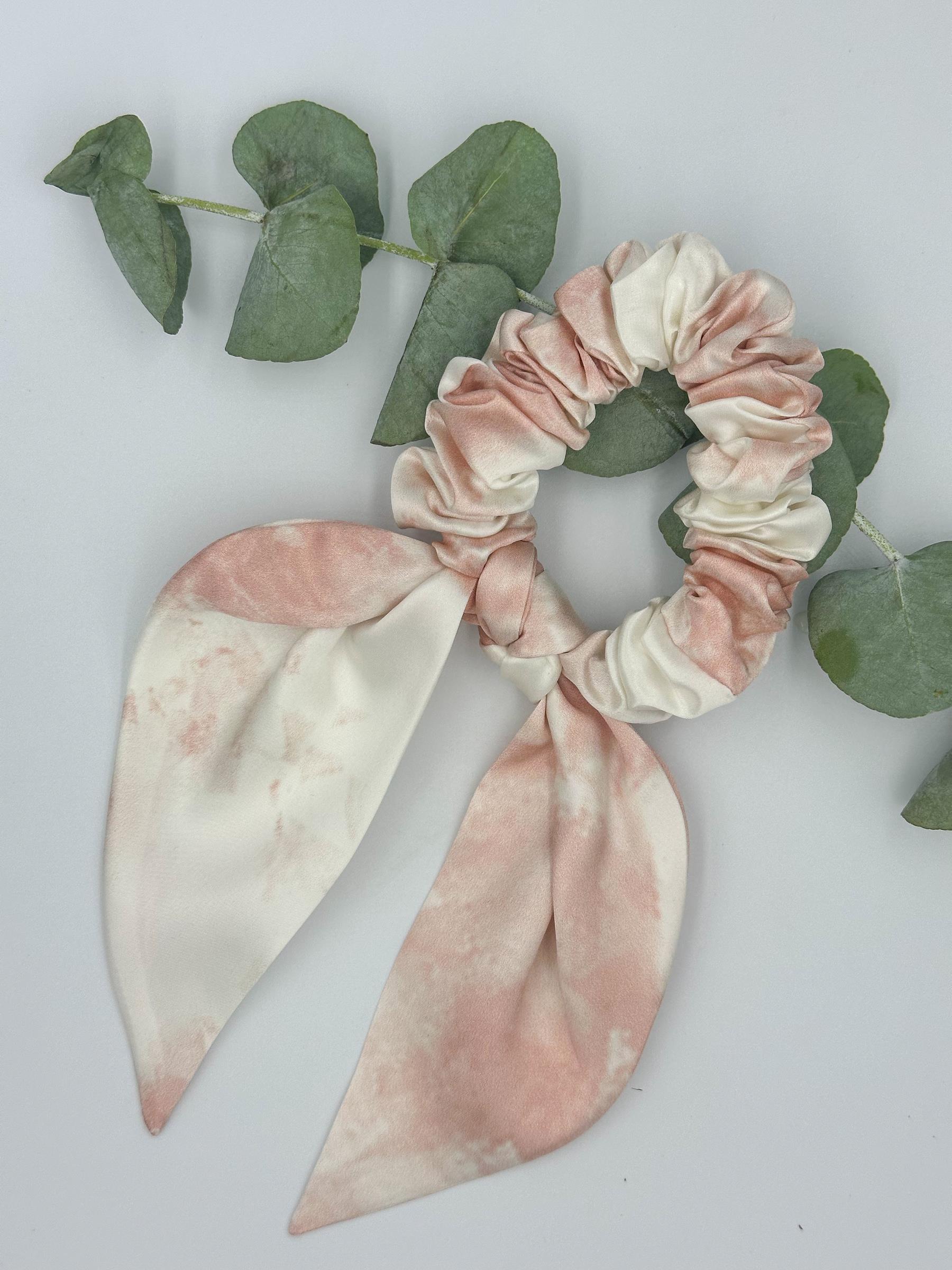 Marble Pink - Saf İpek Fiyonk Toka