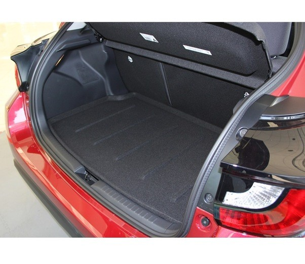 Toyota Yaris (Üst Raf) Halı Bagaj Havuzu (2020 Sonrası)