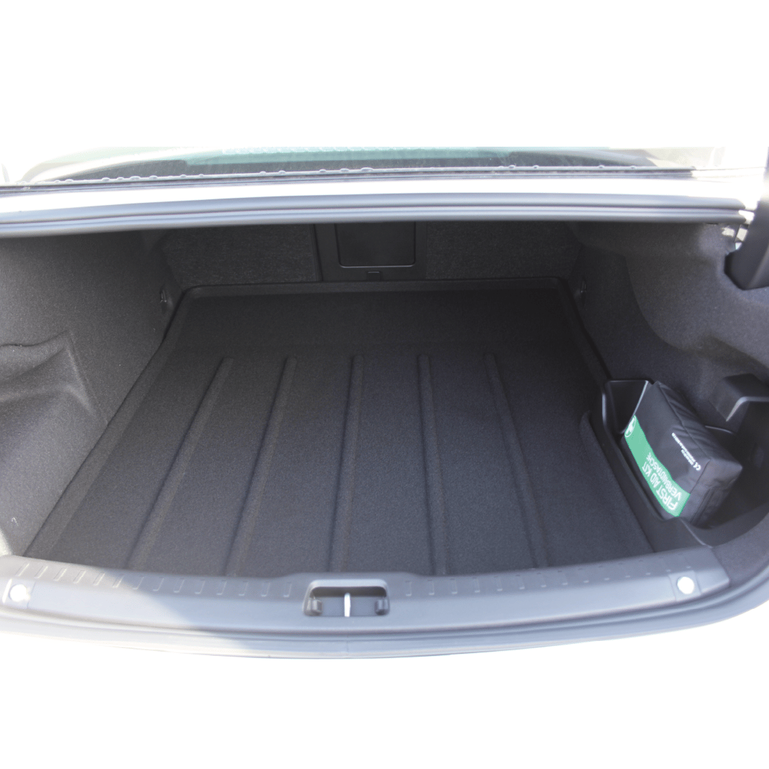 VOLVO S90 HYBRİD HALI BAGAJ HAVUZU 2023 SONRASI