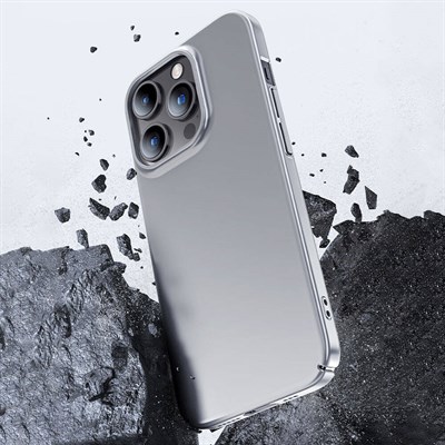 Apple iPhone 15 Pro Kılıf Kılıf Benks Ultra İnce PC Kapak