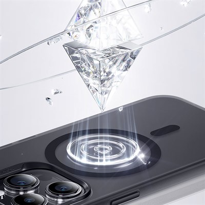 Apple iPhone 15 Pro Max Kılıf Magsafe Şarj Özellikli Benks Lucid Armor Kapak