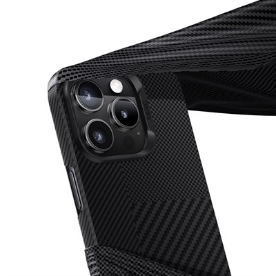 Apple iPhone 16 Pro Max Kılıf Magsafe Şarj Özellikli Karbon Fiber Benks Yeni Seri Montage ArmorAir Kevlar Kapak
