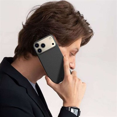 Apple iPhone 17 Pro Max Kılıf M-safe Şarj Özellikli Kamera Standlı Wiwu DCC-206 Aramid Air Kapak