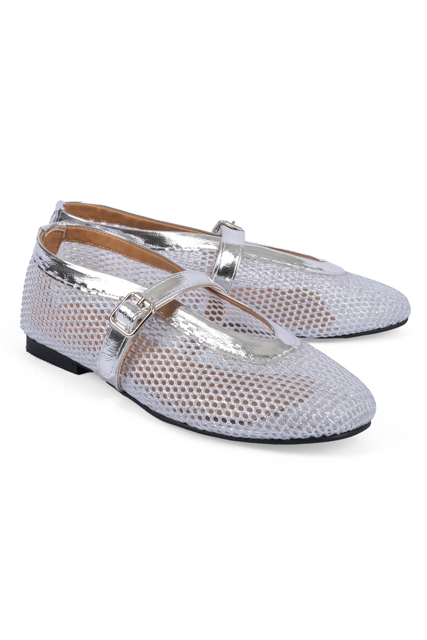 Carnavalet Silver Mary Janes