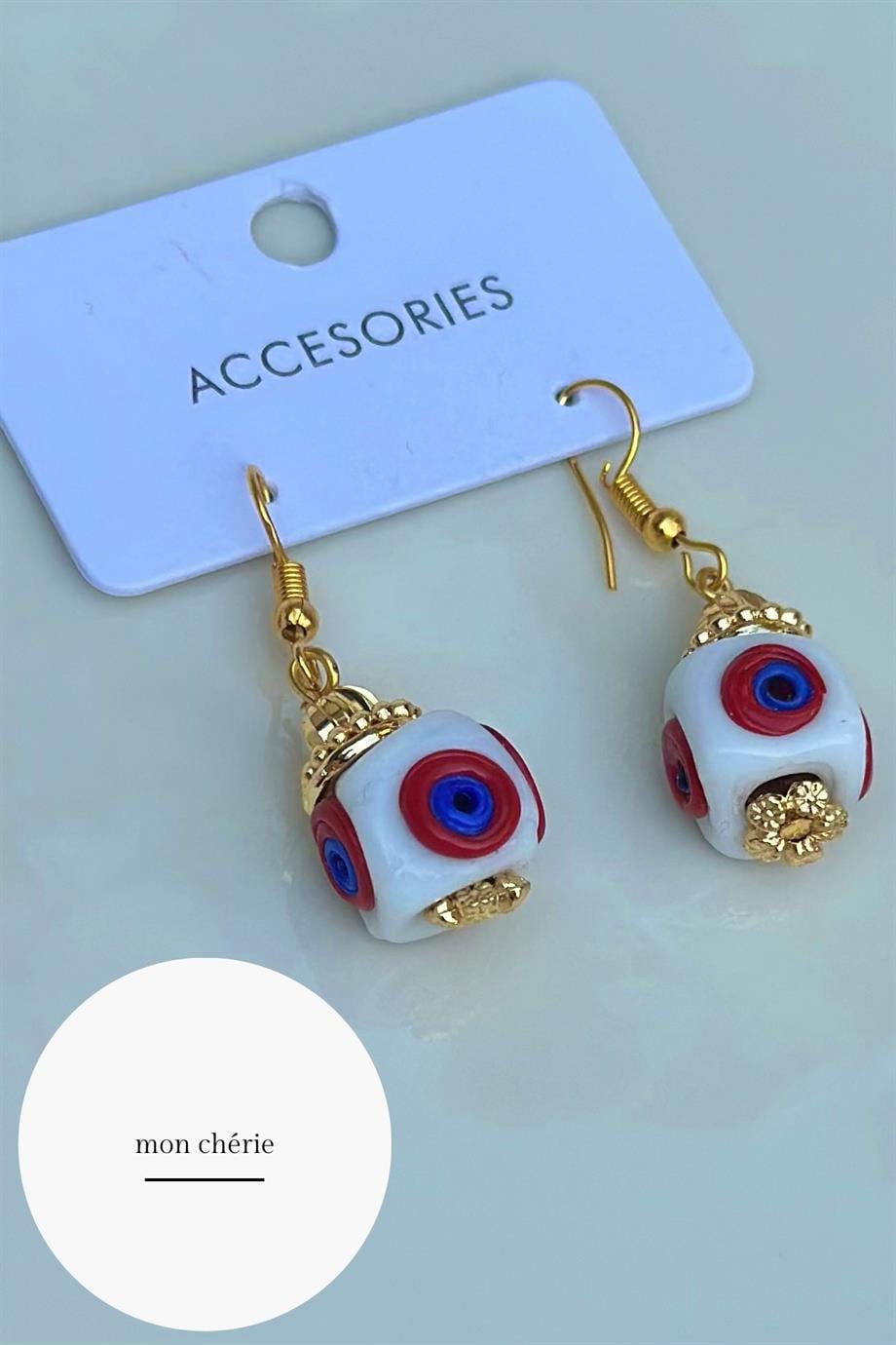 Eye-Catching Küpe -white