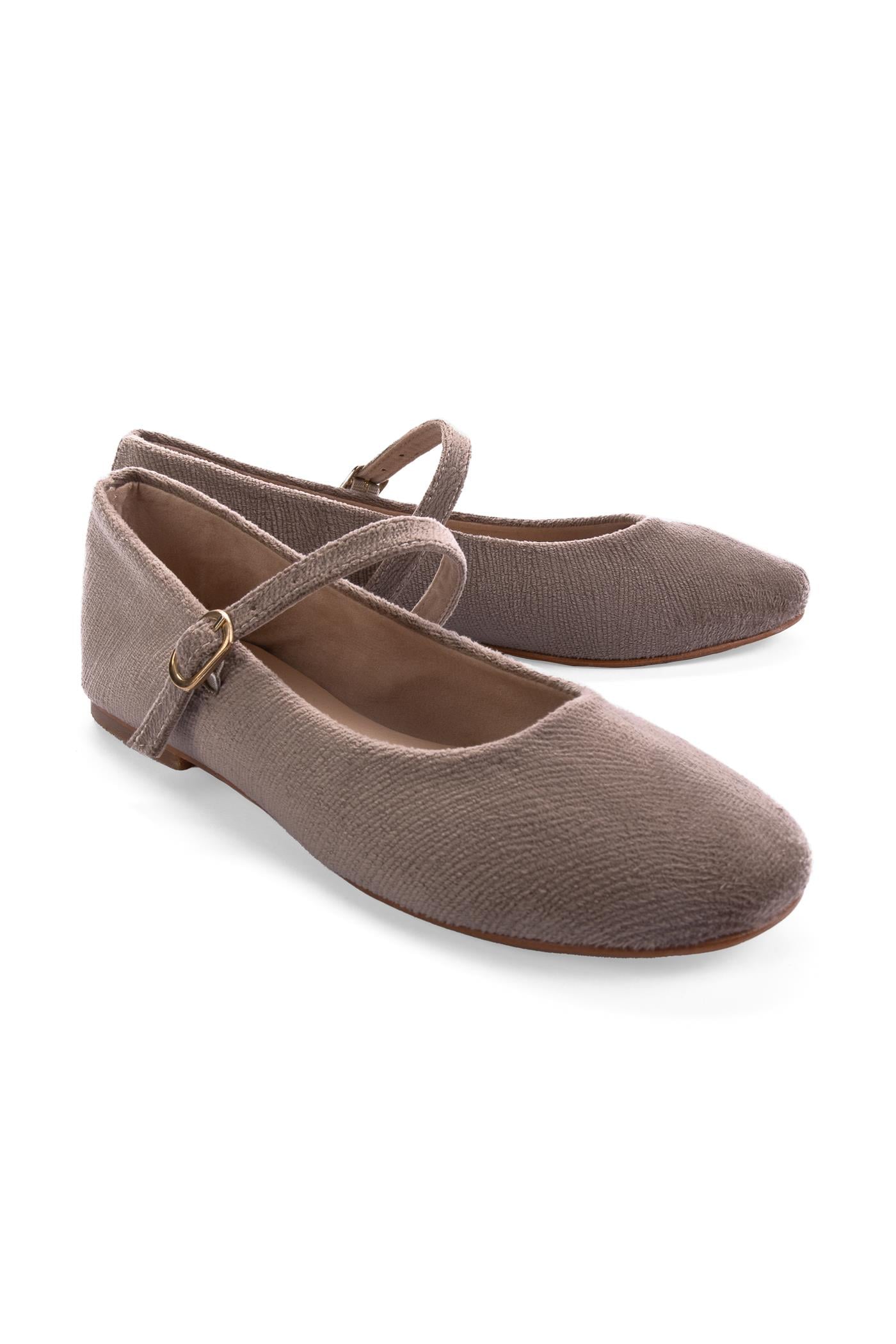 Voila Mary Janes