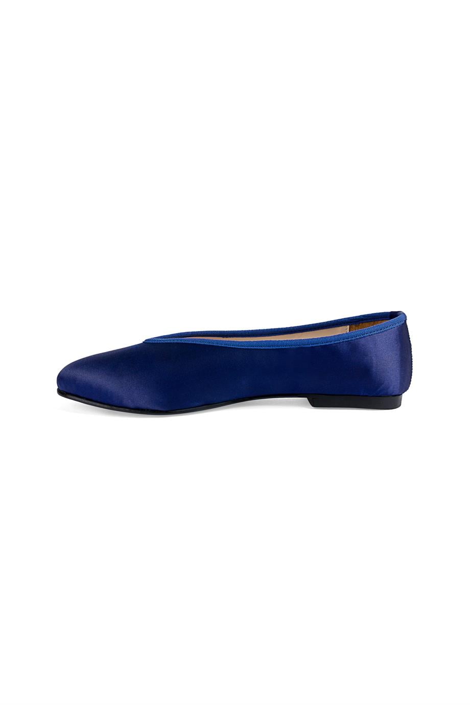 Muse Navy Flats