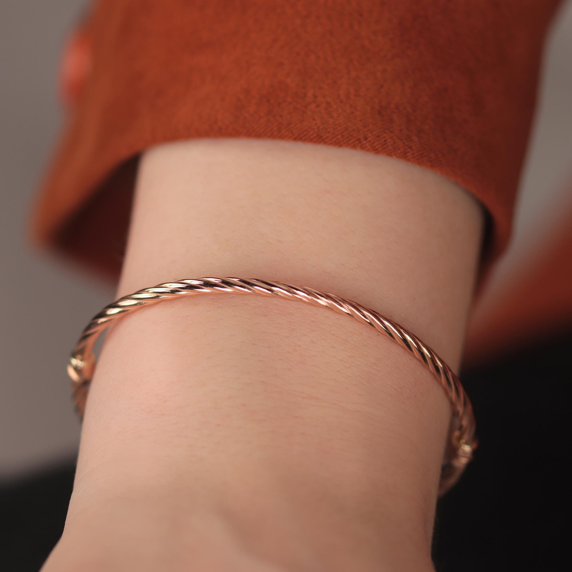 ince-sarmal-bilezik-pembe-altin--4931-.jpg