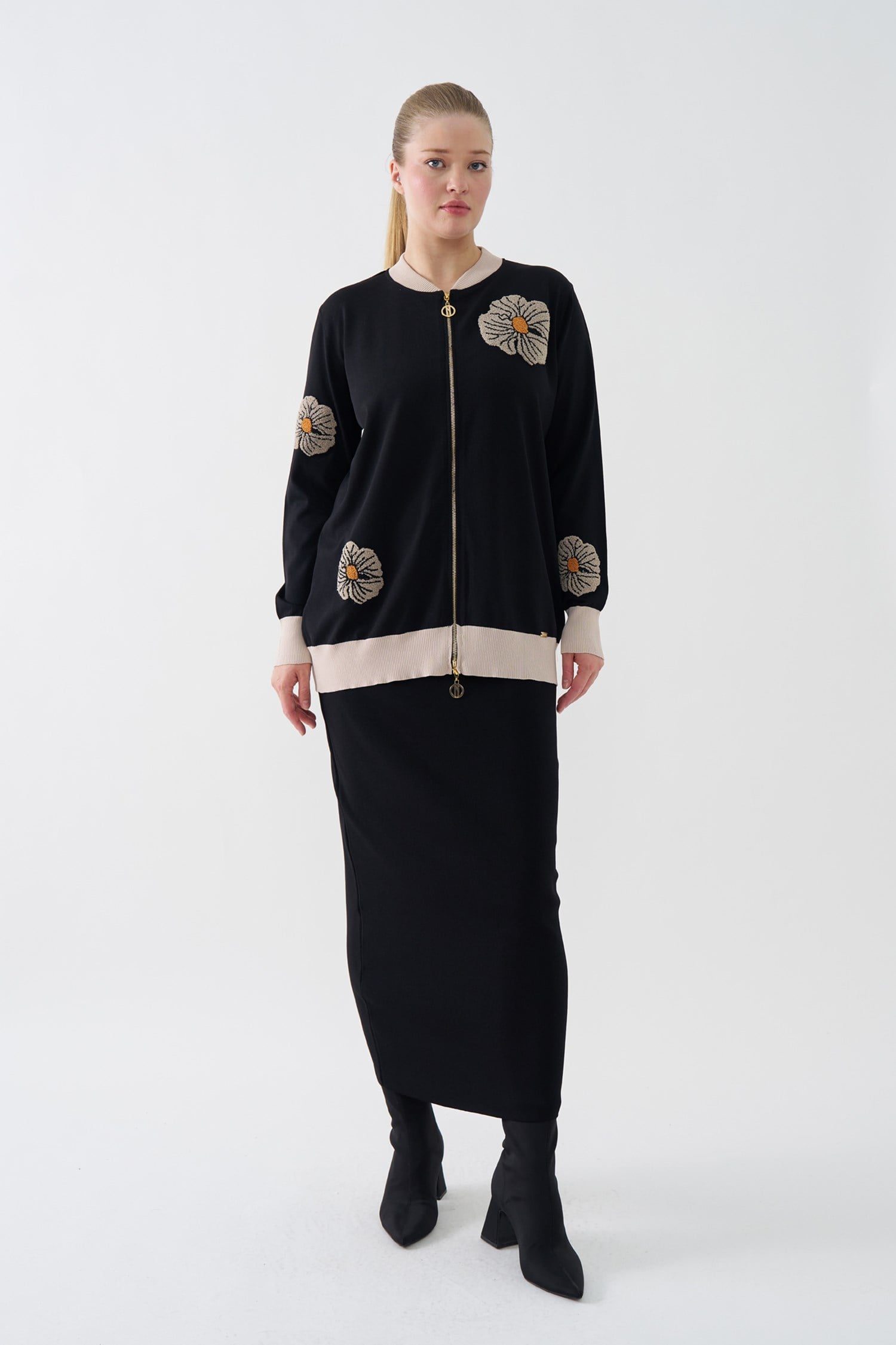 3146 ÇİÇEK NAKIŞLI HIRKA