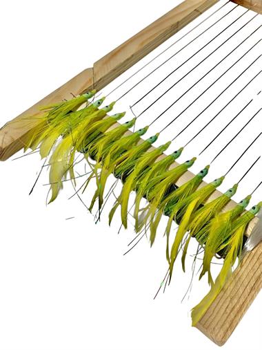 Palamut Çaparisi -koyu Yeşil Slikon Sarı Tüy