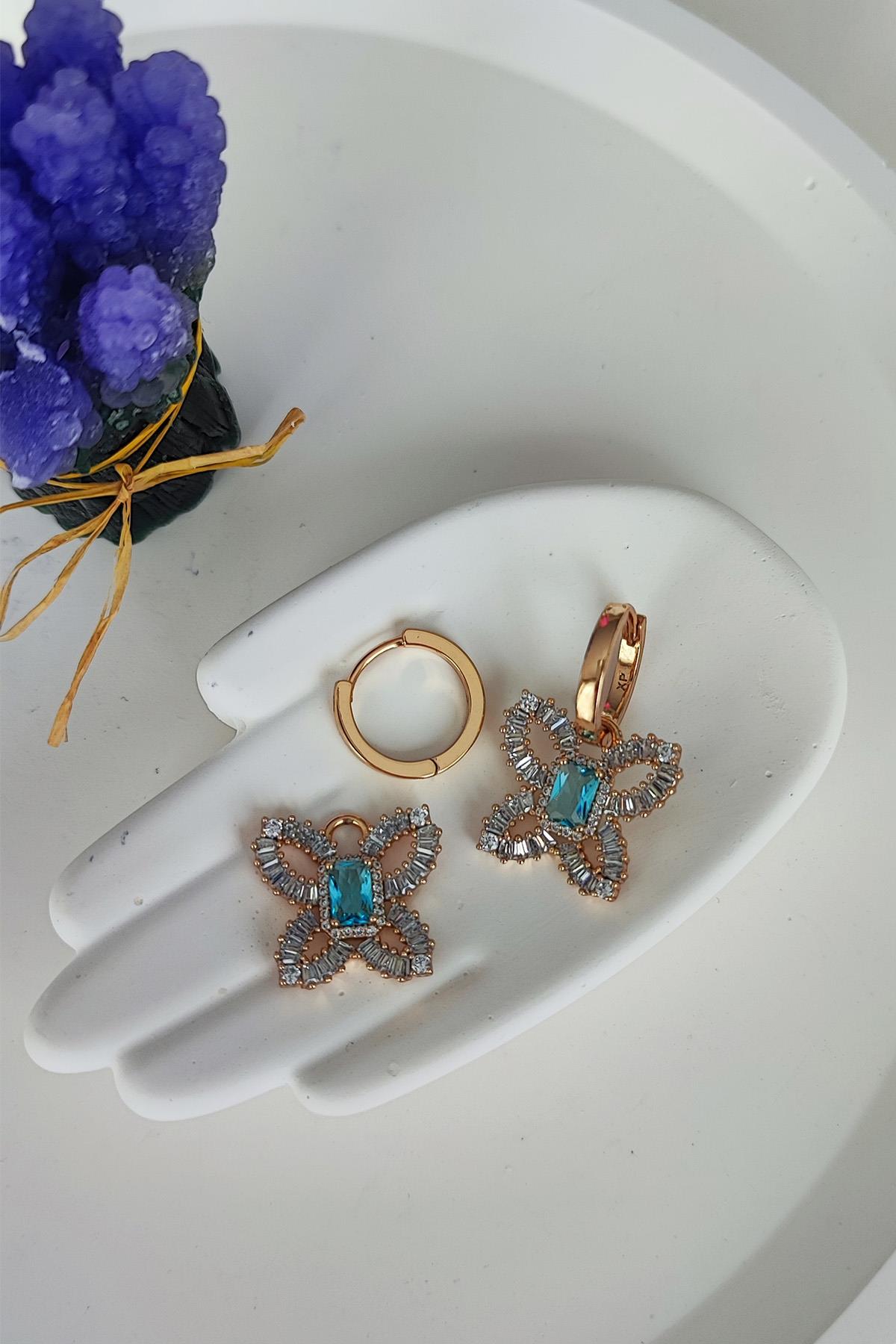 Kristal Taşlı Mavi renkli Kelebek Model Çelik Küpe-Altın Renk