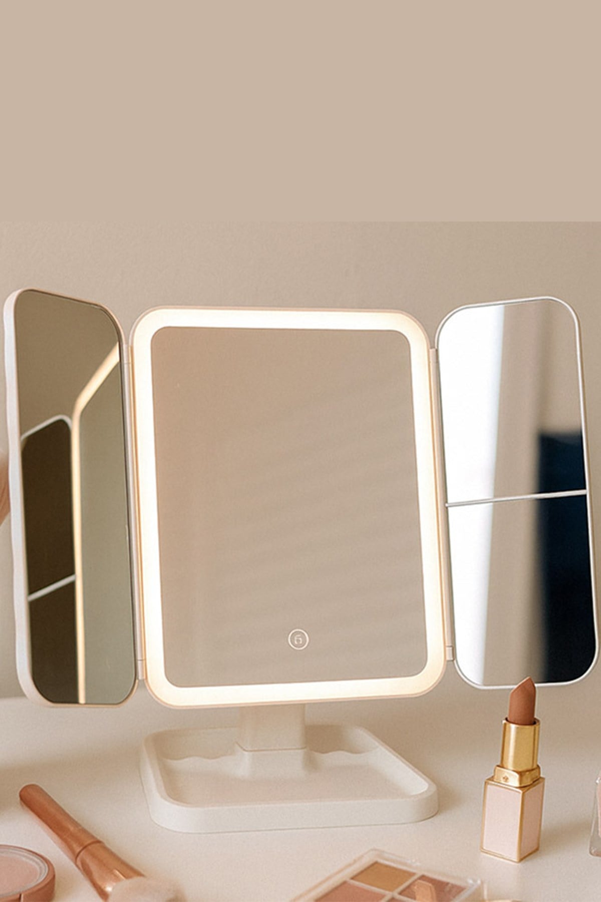LED Işıklı Katlanabilir Şarjlı Beyaz Makyaj Aynası