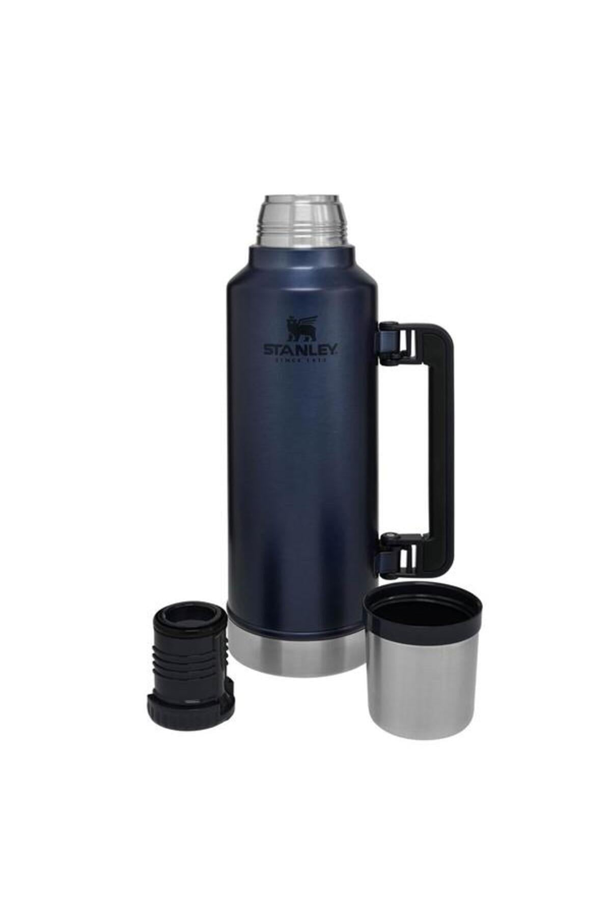 stanley-classic-legendary-bottle-1.9l2-4ffea-.jpg