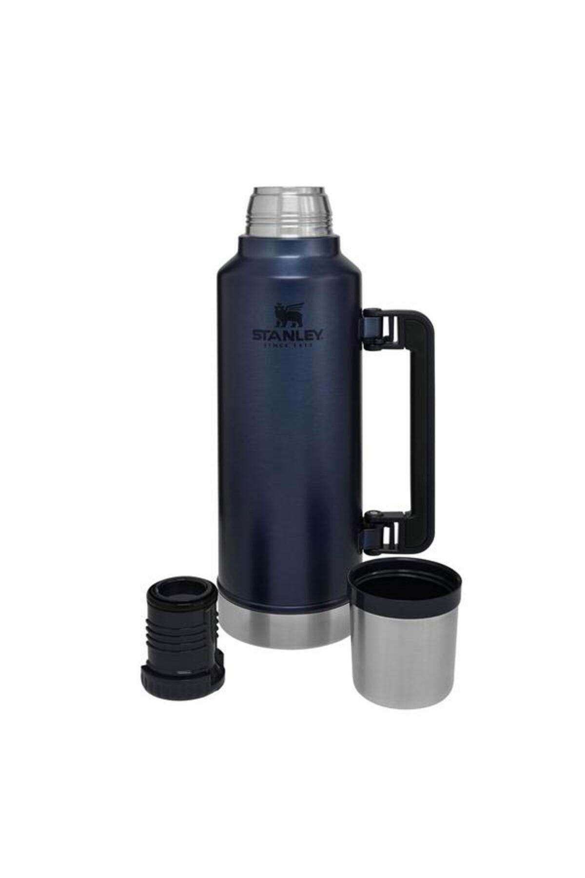 stanley-classic-legendary-bottle-1.9l2-4ffea-.jpg