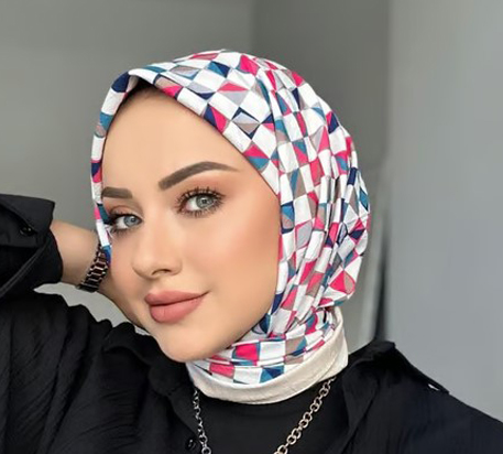 Doğanın Zarafeti ile Çiçek ve Bambunun Buluştuğu Eşarp Modelleri
