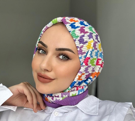 Gecenin Büyüsünü Taşıyan Ay Desenli Eşarp Modelleri Hangileri
