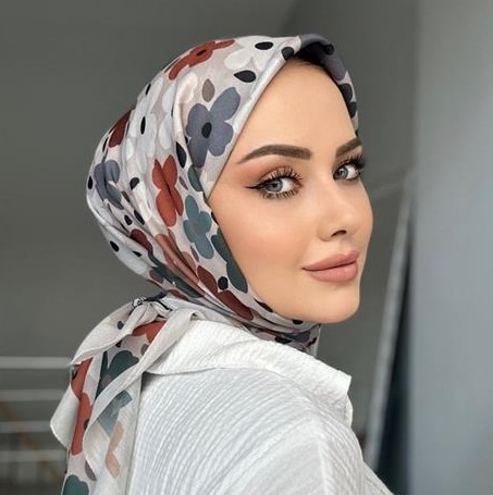 Geniş Renk ve Model Seçeneğine Sahip Olan Eşarp Modelleri Hangileri