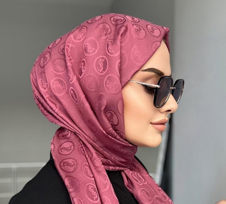 Jakar İpek Şal Modelleri ile Zamansız Şıklığa Kavuşun