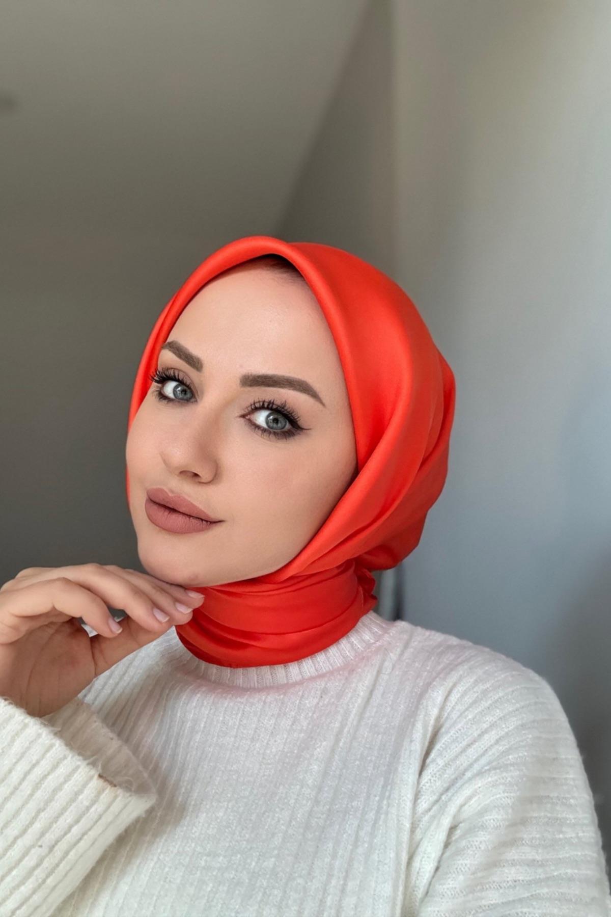 İpeksi jakar esarp nar çiçeği