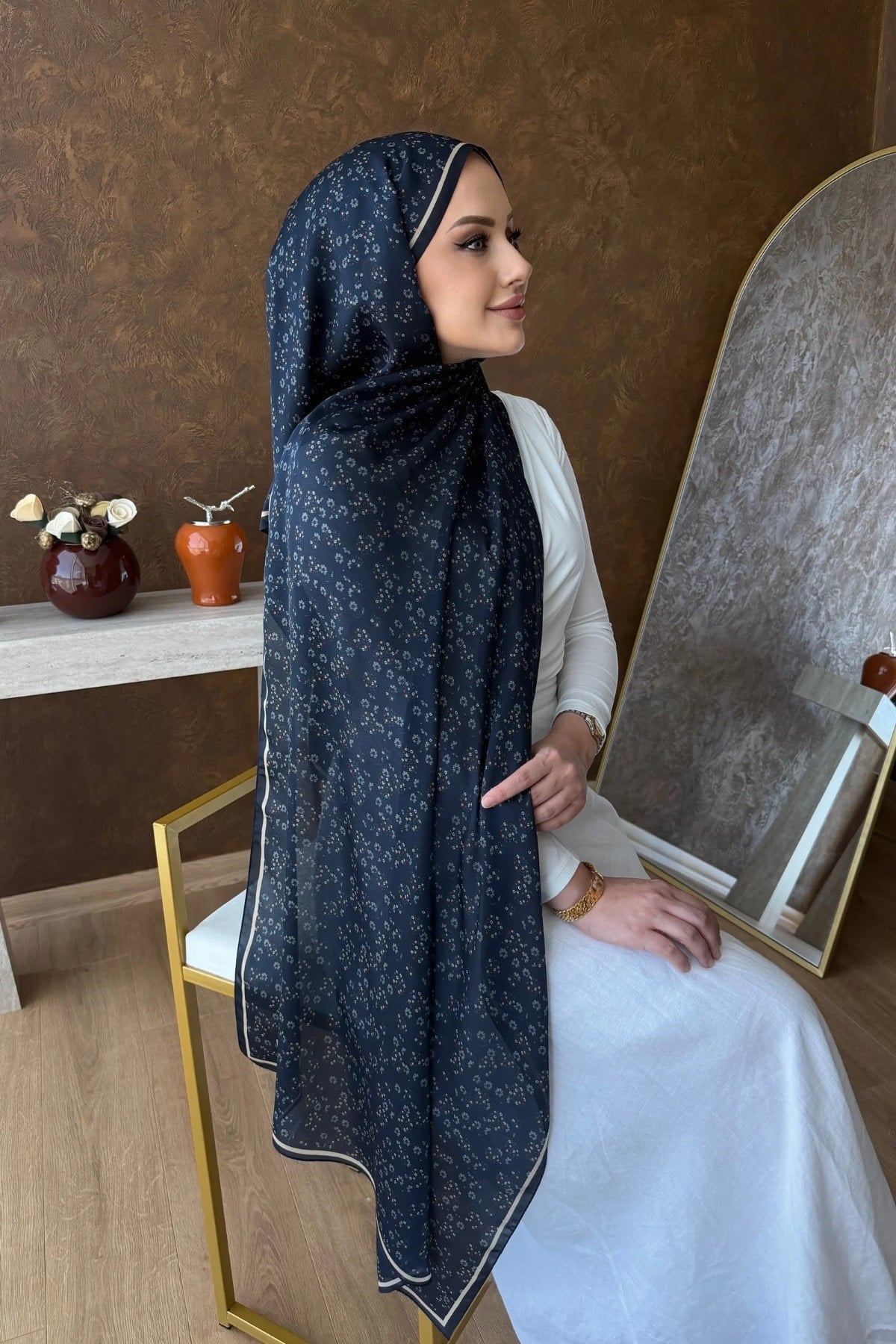 Lacivert Mihra Hint İpeği Şal 
