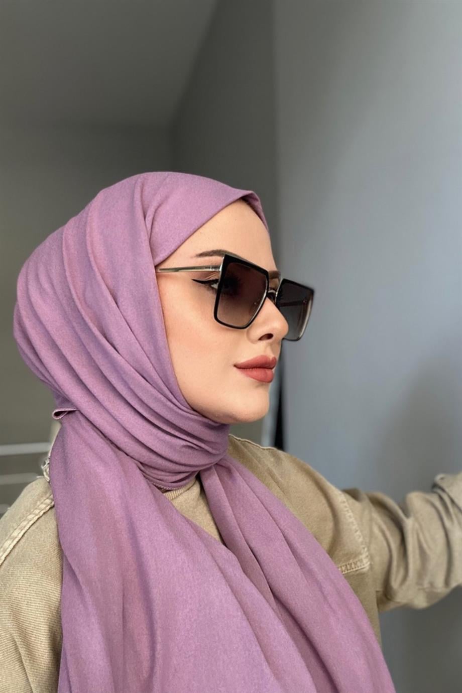 Lila Penye Şal