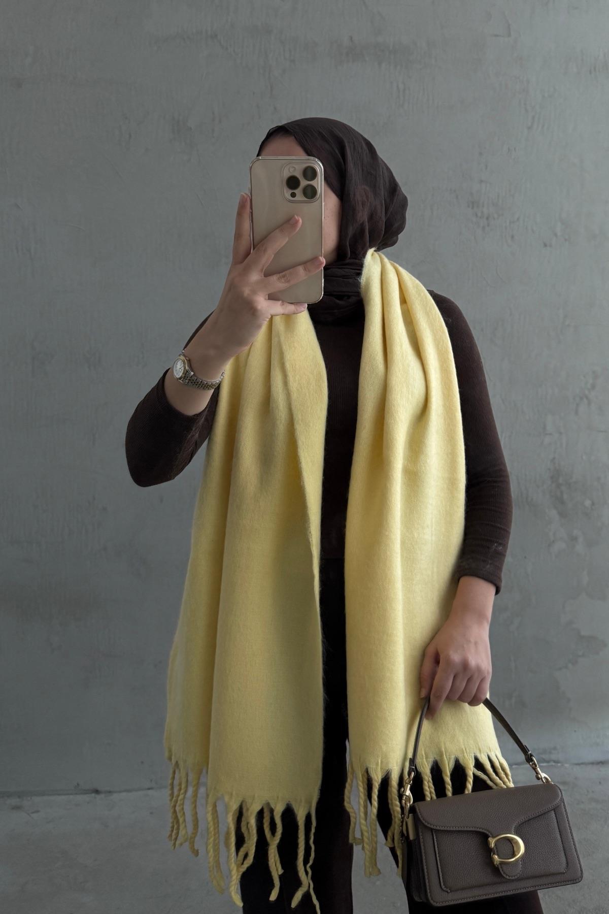 Sarı Pufy Atkı 