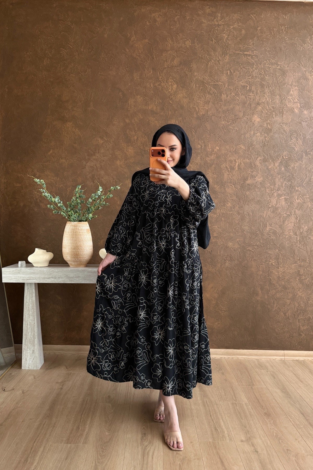 Siyah Bella Nakışlı Premium Keten Elbise