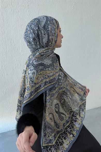 Gray Bergüzar Authentic Indian Silk Shawl