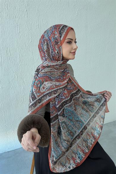 Tile Bergüzar Authentic Indian Silk Shawl