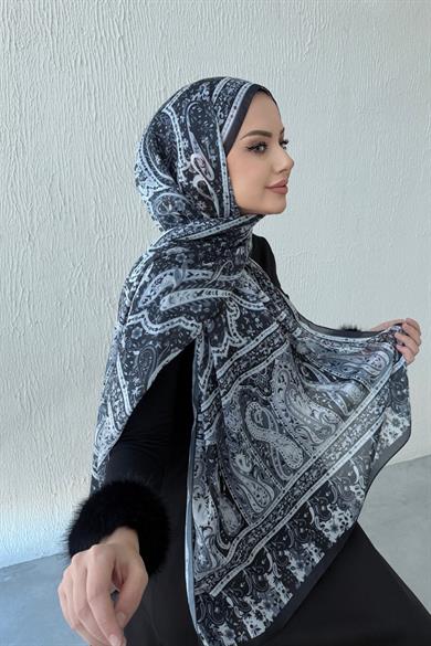 Black Bergüzar Authentic Indian Silk Shawl