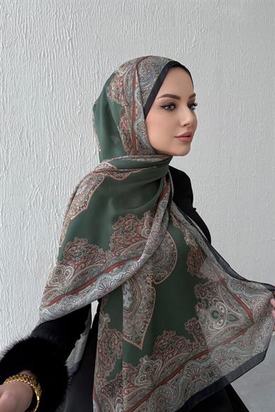 Green Hüma Authentic Indian Silk Shawl