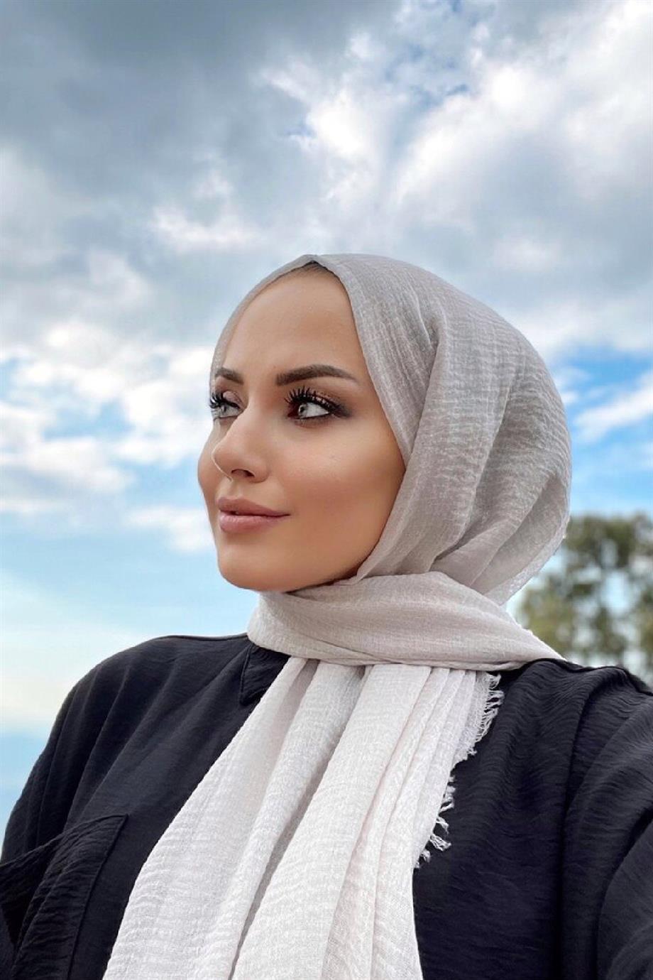 Silver Gray Wrinkled Shawl