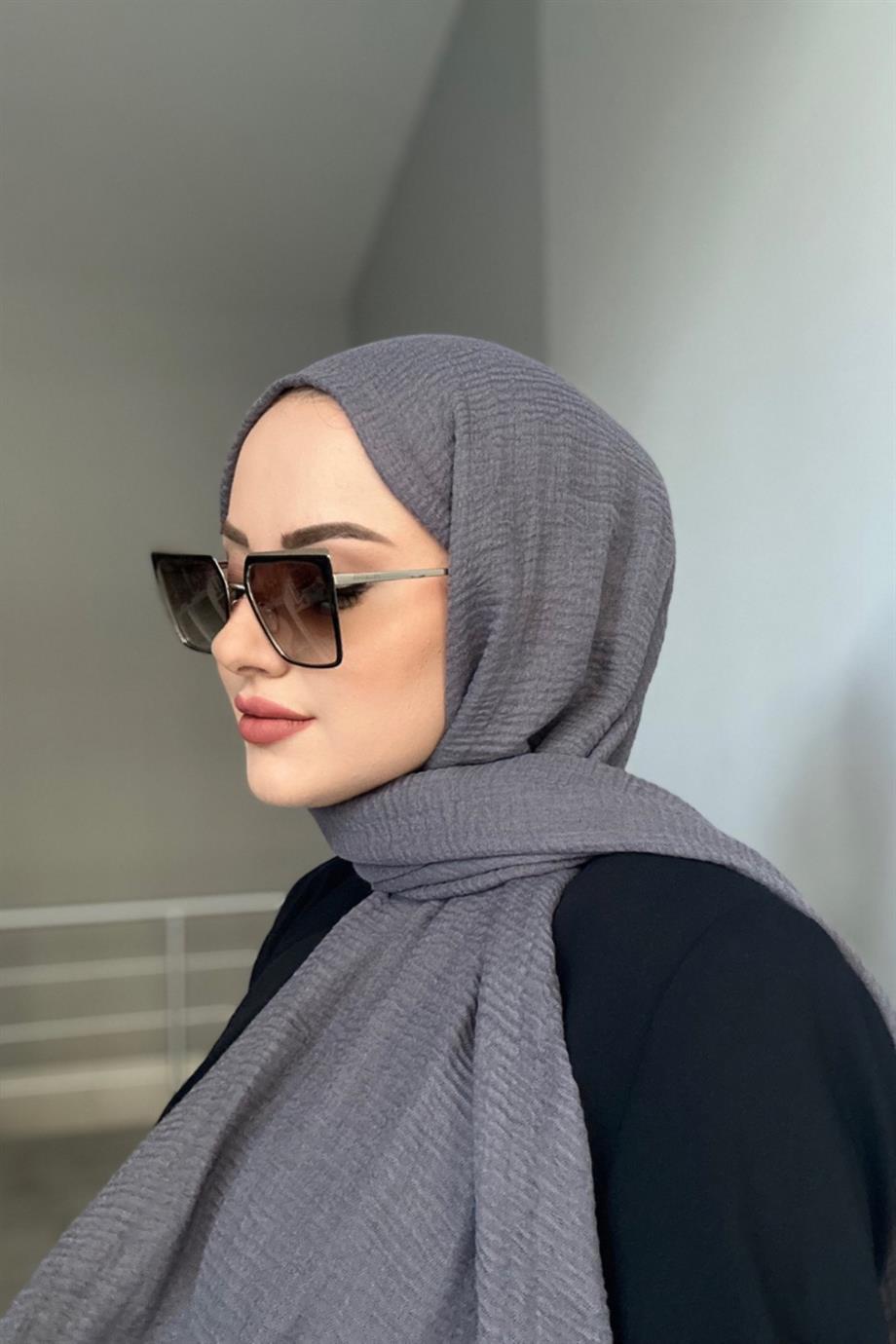 Dark Gray Wrinkled Shawl