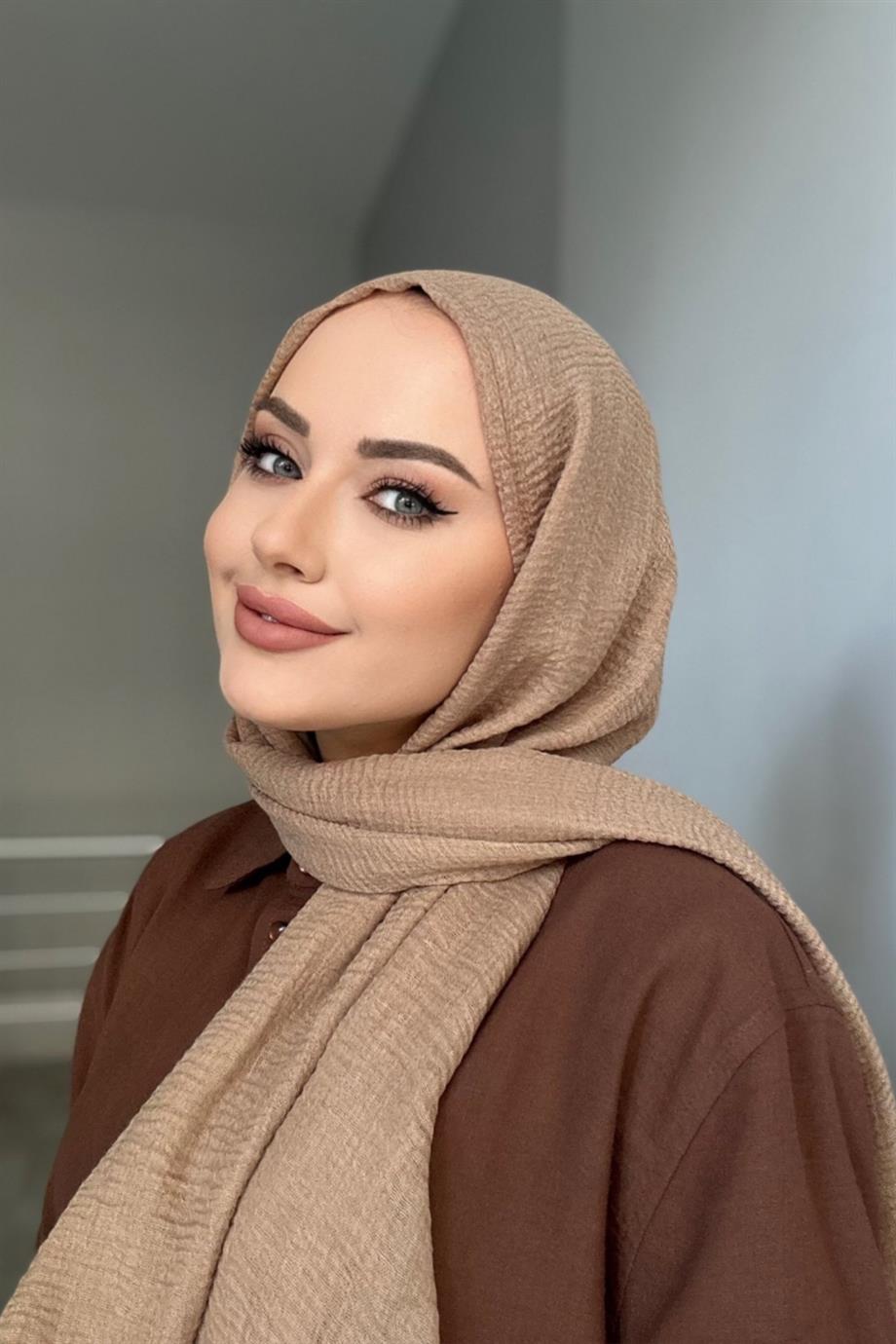 Milky Brown Wrinkled Shawl