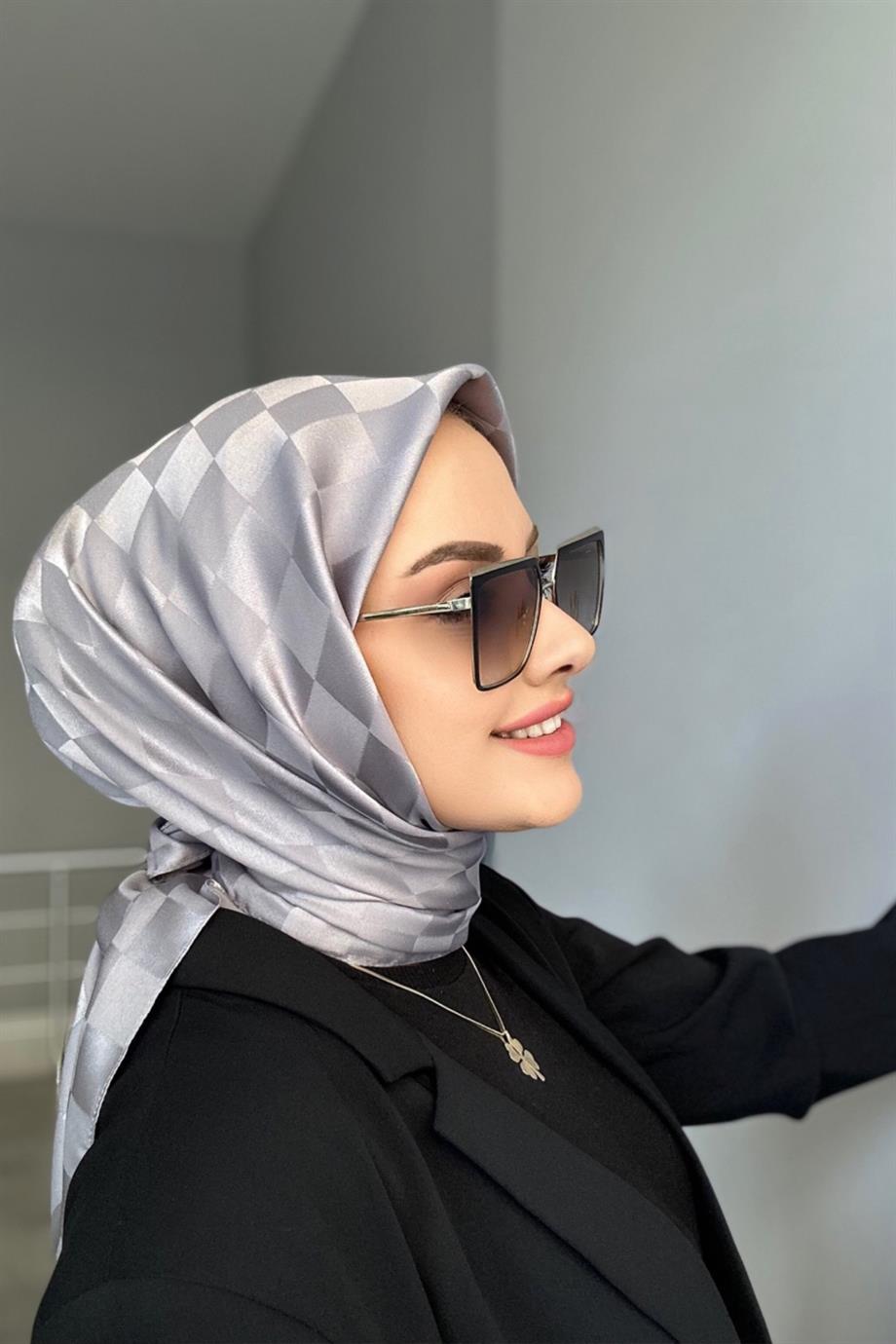 Checker jacquard scarf gray