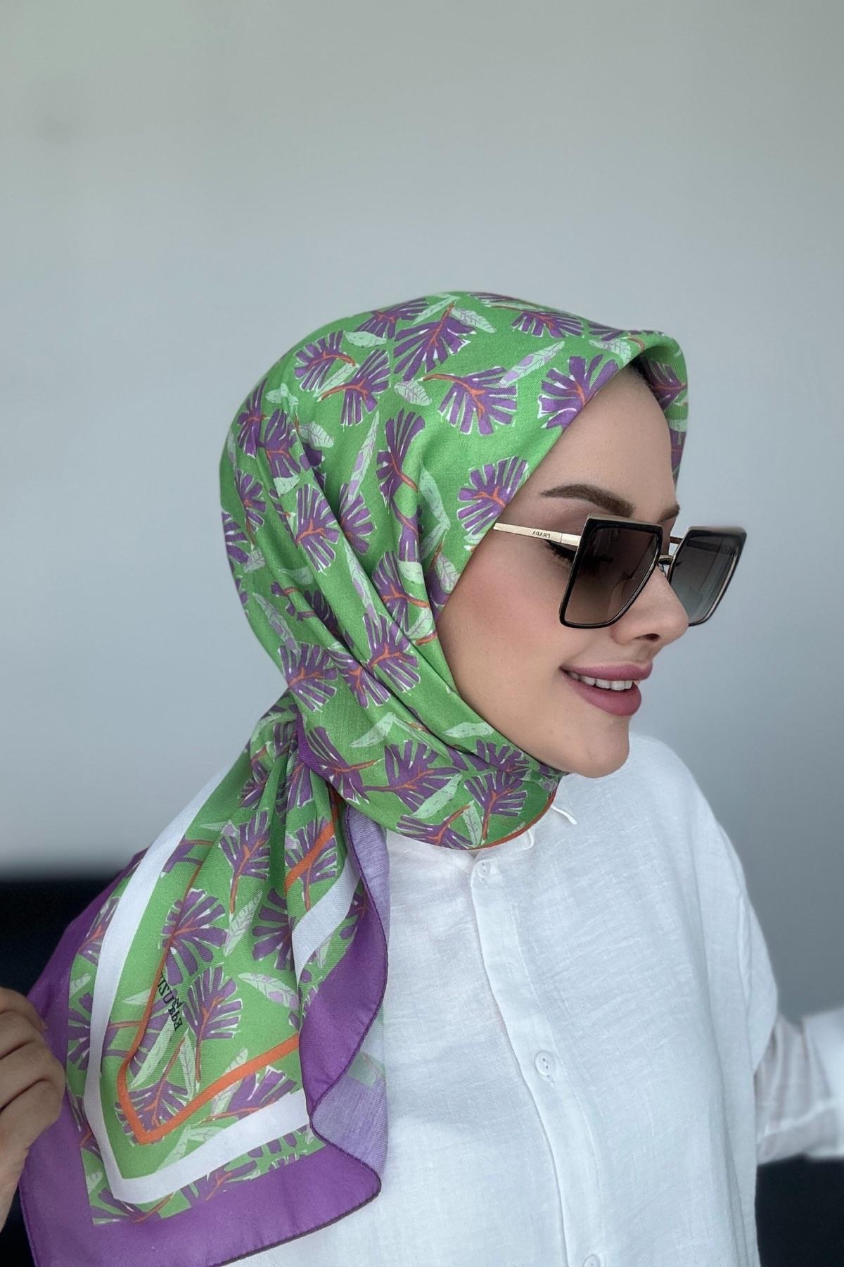 Hazan Digital Soft Scarf Purple