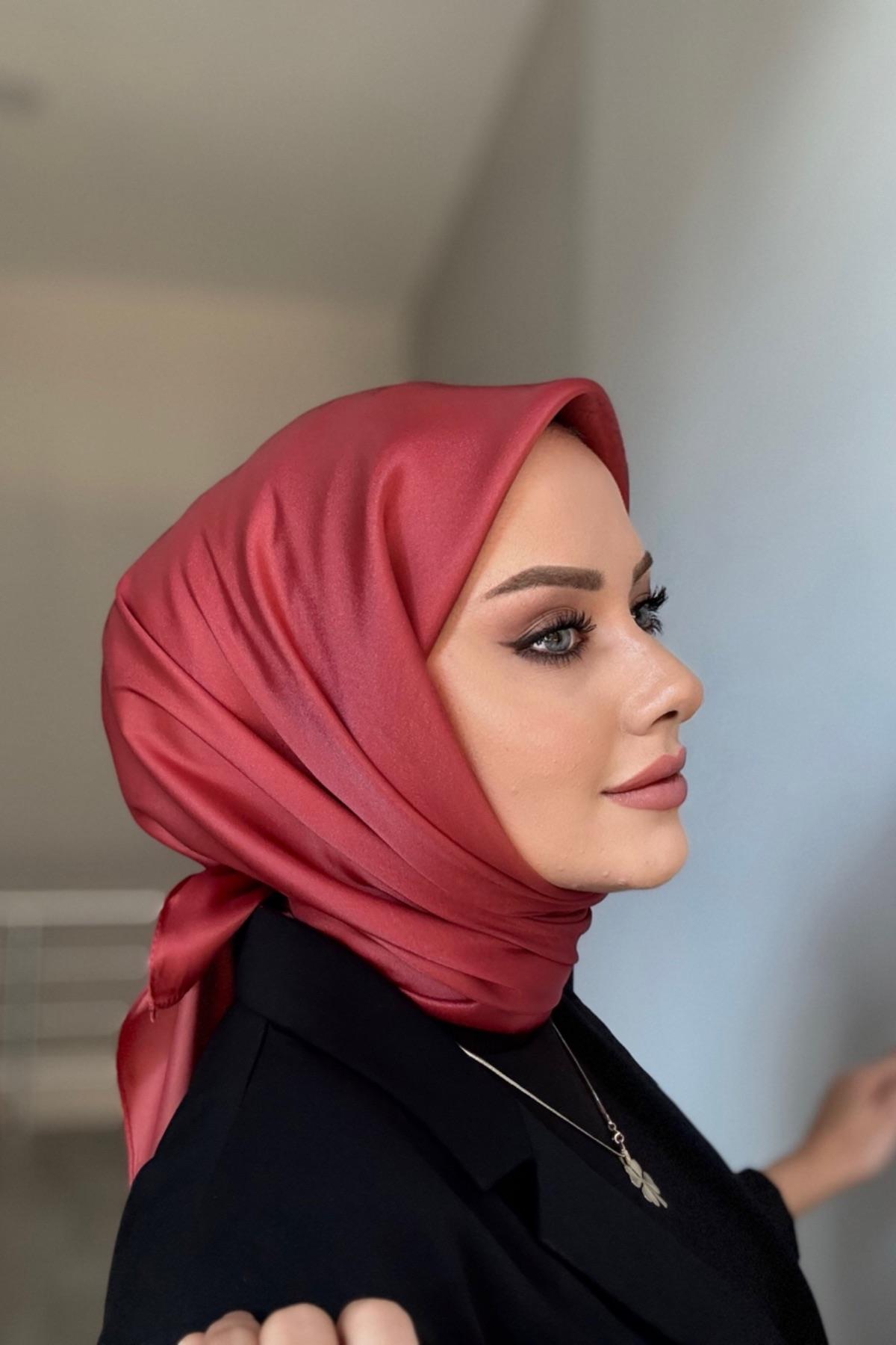 silky jacquard scarf