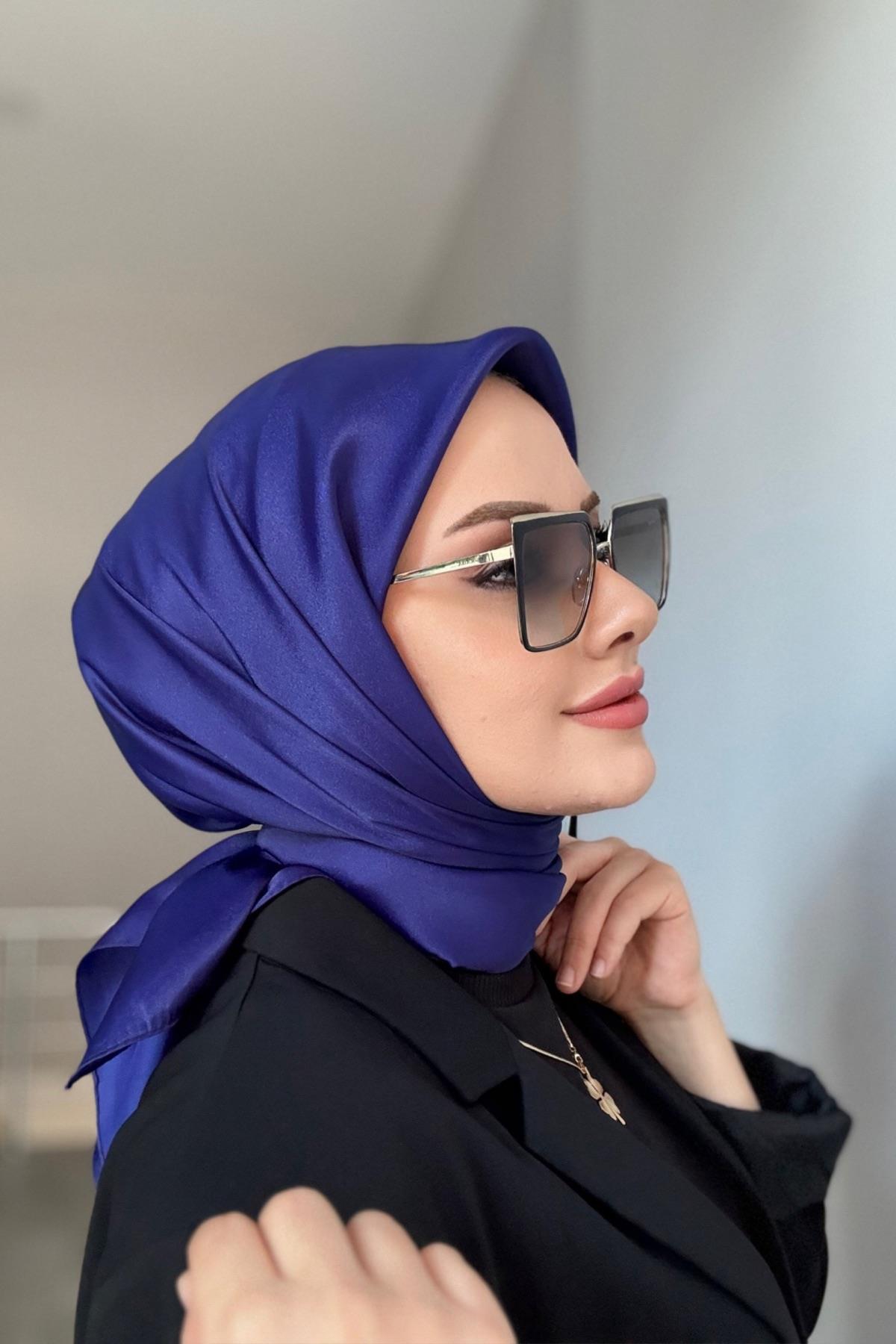 silky jacquard scarf parliament