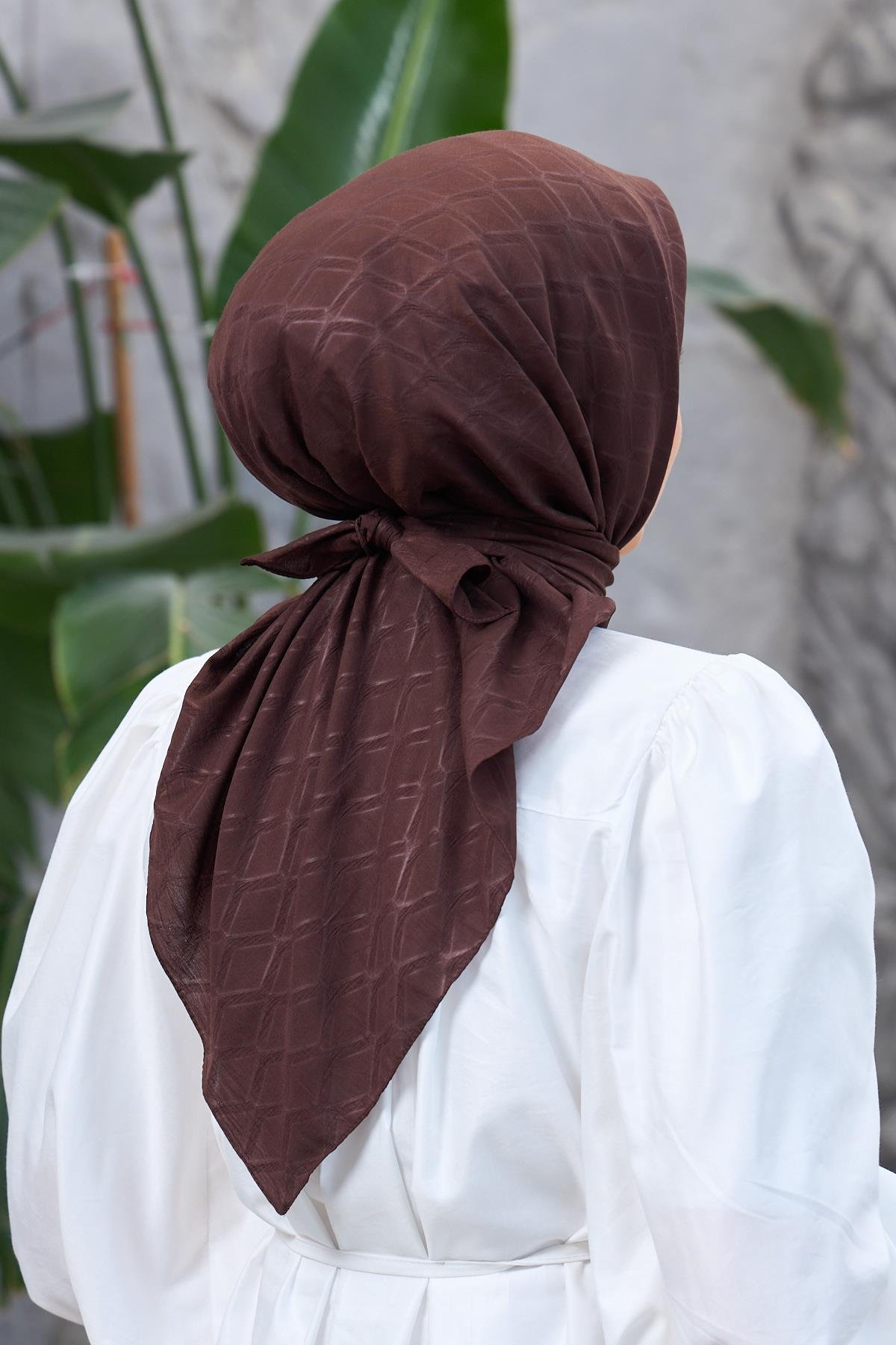 Koyu Kahve Bambu Jakar Eşarp