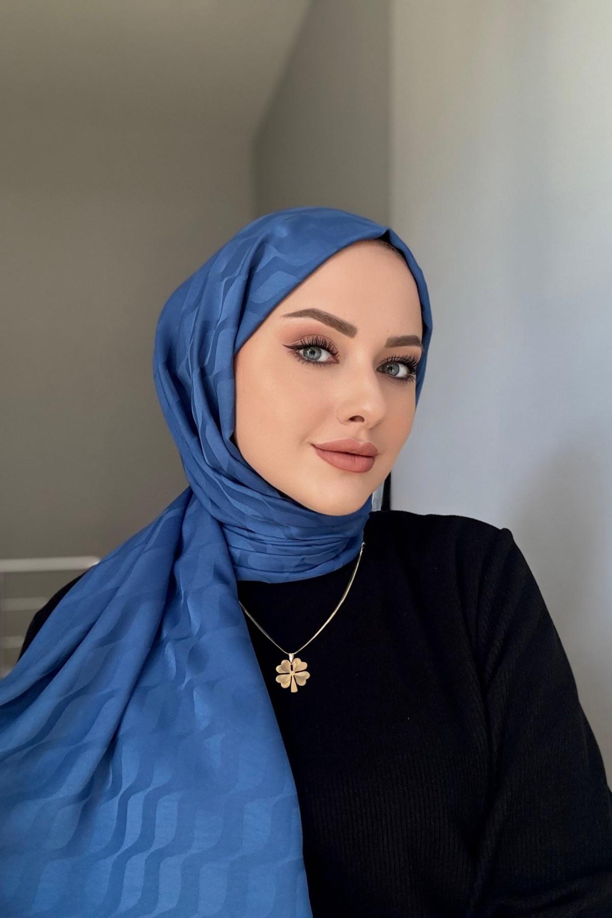 Koyu Mavi Desenli İpeksi Jakar Şal 