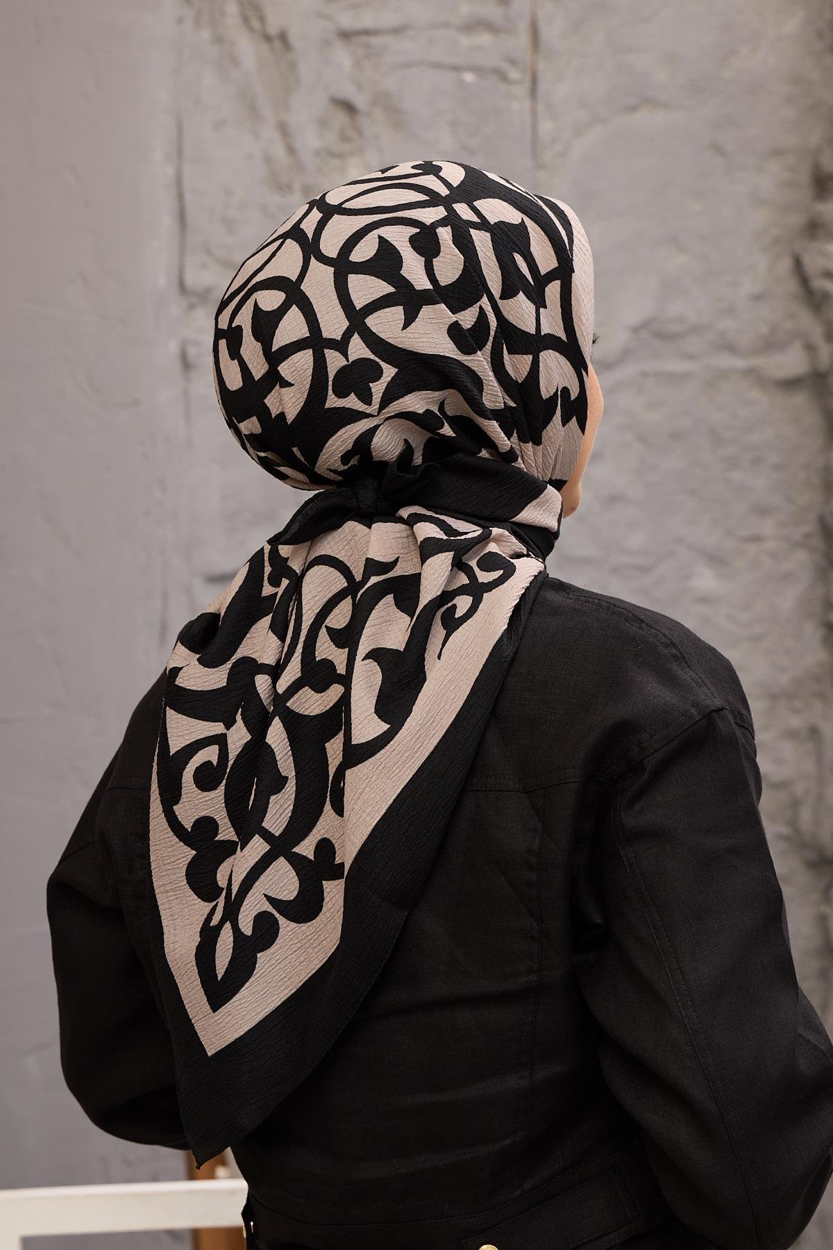 Latte Karma Desen Naturel Eşarp