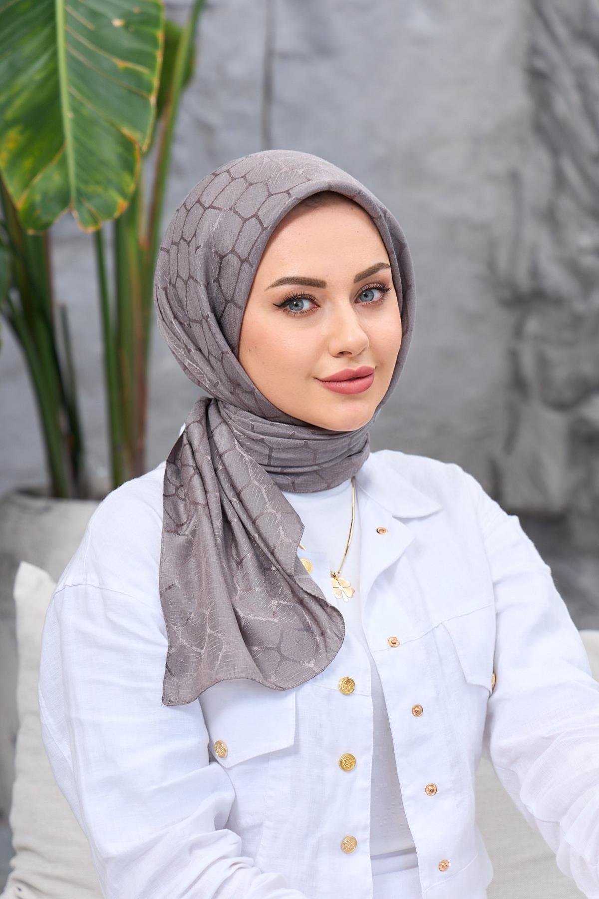 Mineral Gray Stone Pattern Silky Jacquard Scarf